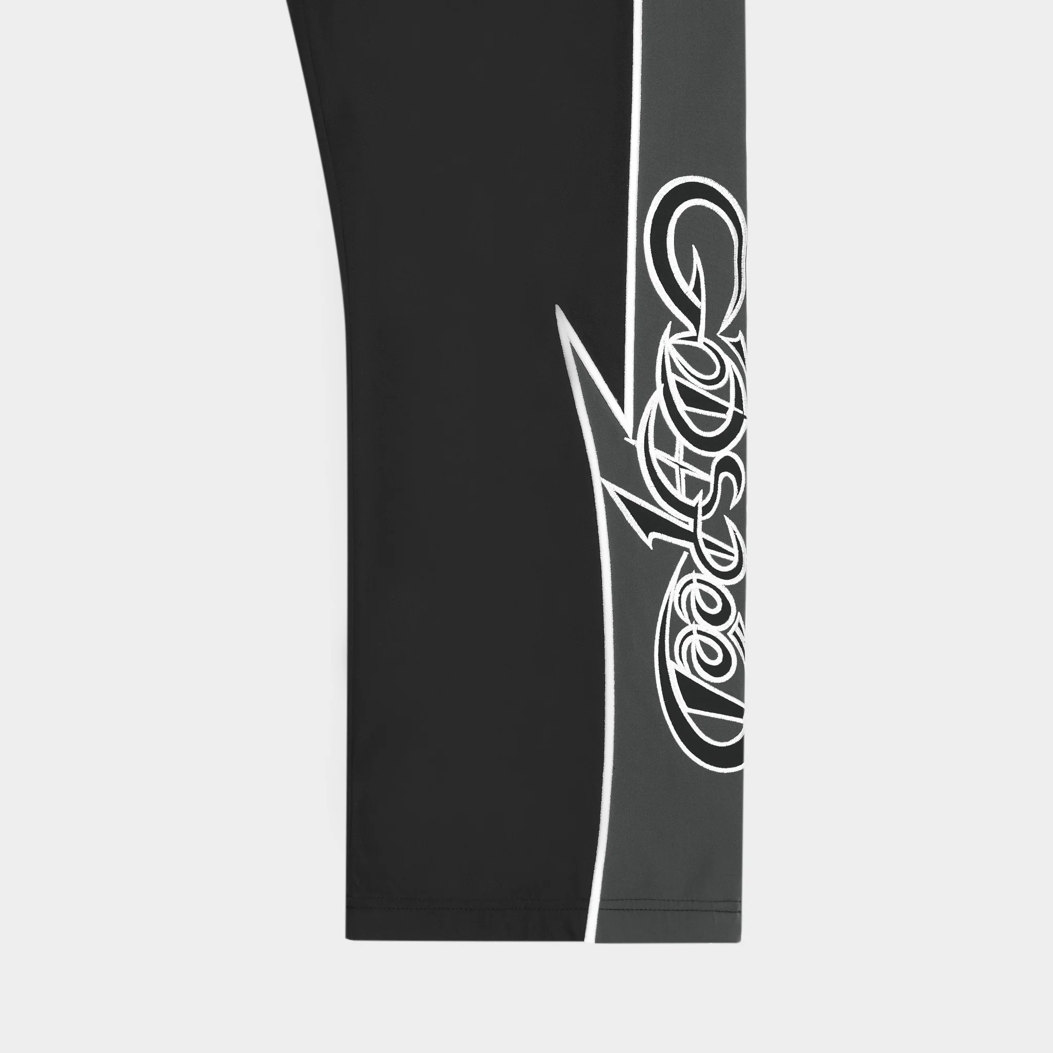 GT Tracksuit (Black/Grey) - Image 4